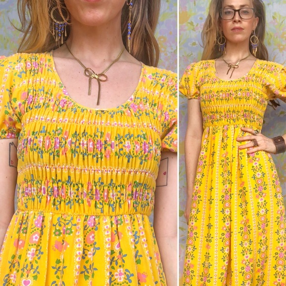 SOLD Vintage🌼70s Peasant Empire Waist Maxi Dress - Picture 5 of 8